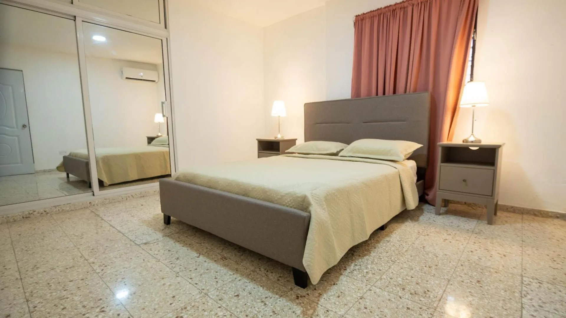 Guest house Caribbean House Hotel Ensanche Savica de Mendoza Dominican Republic
