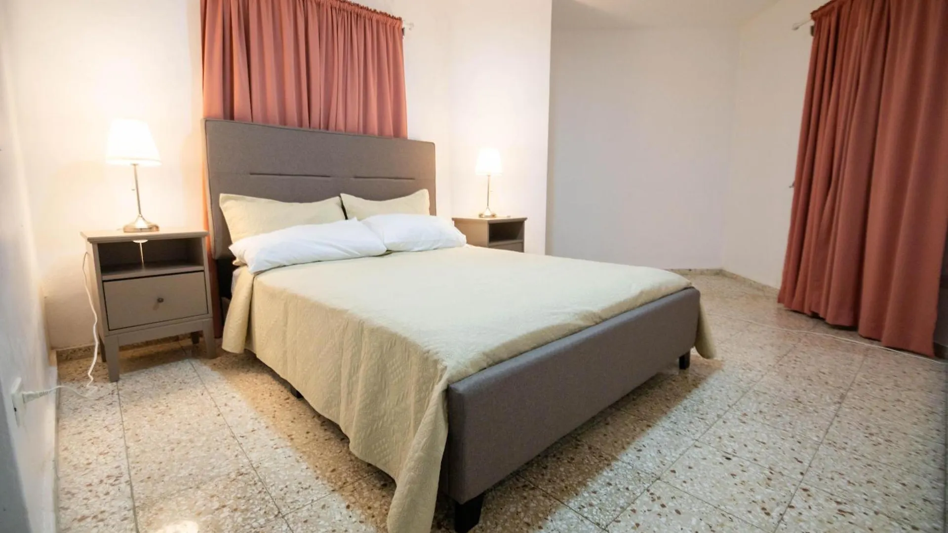 Guest house Caribbean House Hotel Ensanche Savica de Mendoza